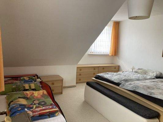 Schlafzimmer-OG