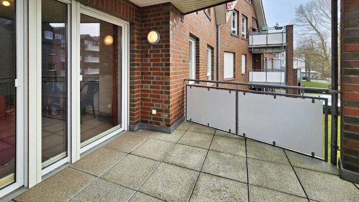 8 m² großer Wohnzimmer-Balkon