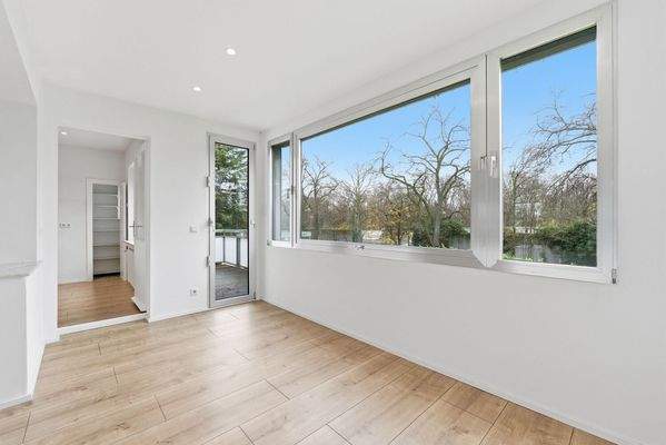 "Wintergarten-Feeling" mit Blick ins Grüne