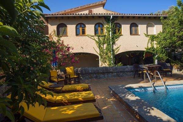 Poolbereich der Finca