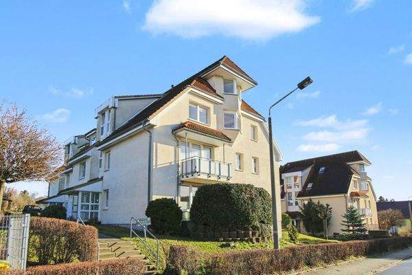 Hausansicht strassenseitg 01