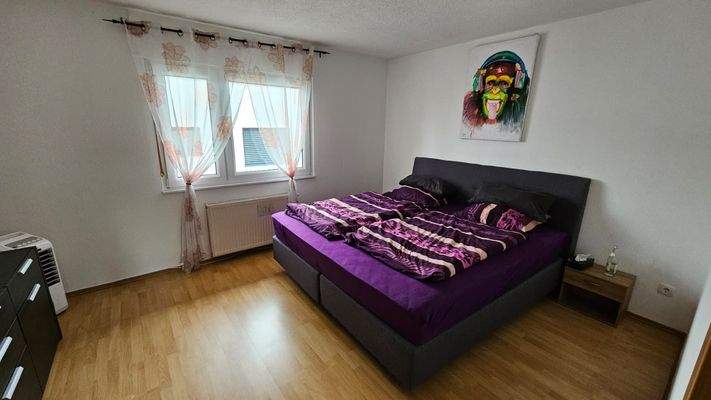 Schlafzimmer OG_01.jpg