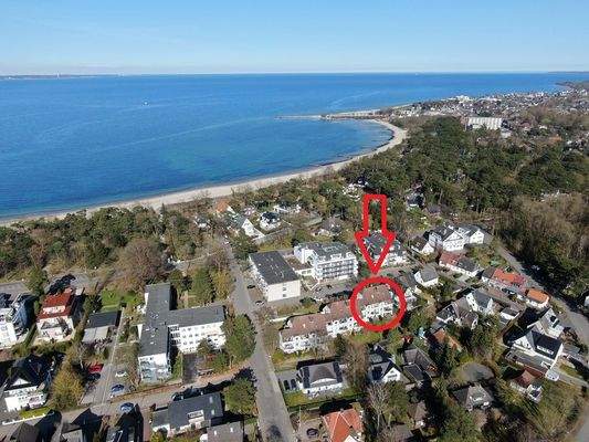 Nur wenige Schritte zum Strand