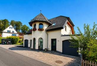 Straßenfront Rothenbach
