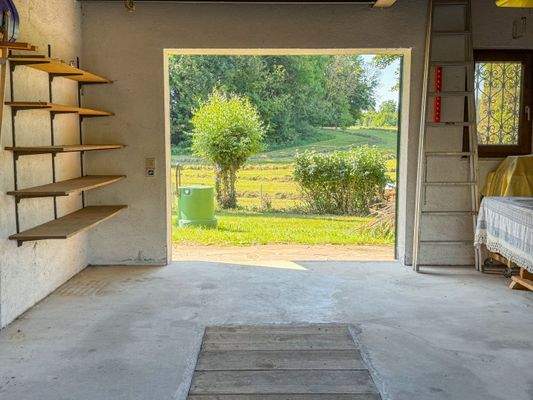 Garage mit Montagegrube