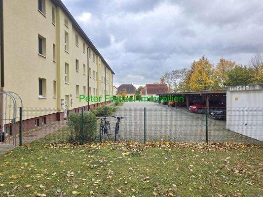  Carports und Garagen