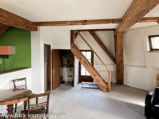 37-Aufgang zur mitteren Wohnebene.JPG