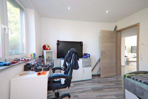 EG Kinderzimmer 1 Bild 2