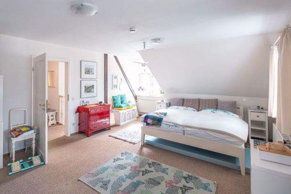 Schlafzimmer Gäste/Kinder OG.