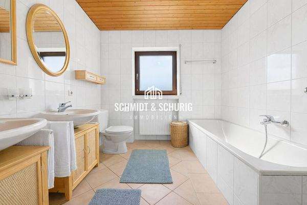 Badezimmer / Erdgeschoss