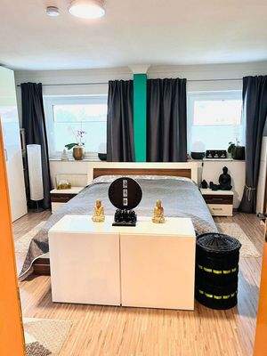 großes Schlafzimmer