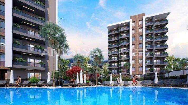 Properties in Complex with Rich Amenities in Antalya Altintas