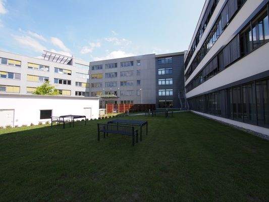 Am Wolfsmantel 46, Erlangen_Altbau_BAI.jpg