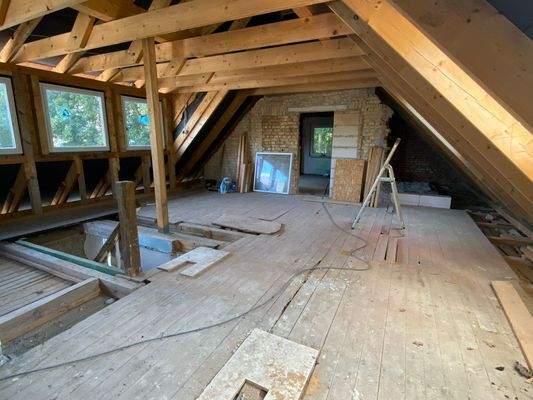 Dachgeschoss Wohnhaus