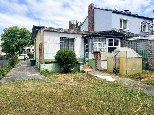 Blick von hinten auf das Haus