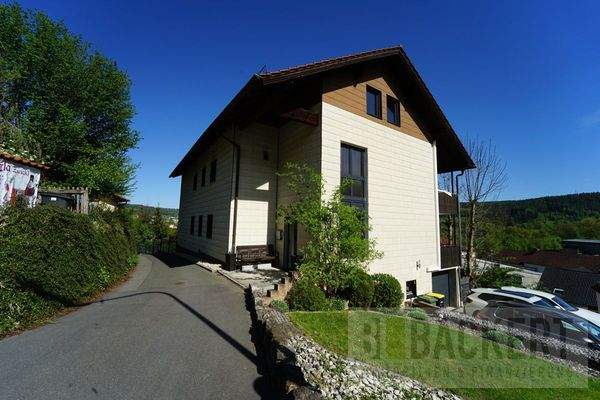 Seitenansicht Straße