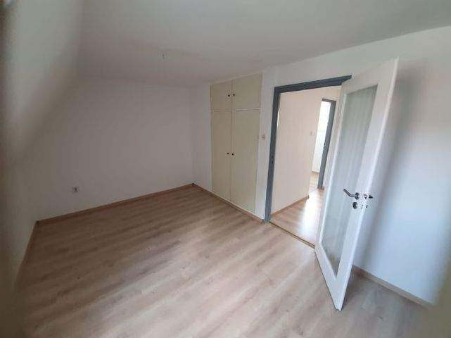 Reihenmittelhaus mit Garten und Einzelgarage | Reihenmittelhaus München