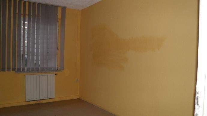 Beispiel  Wohn- / Gewerberaum, Westseite