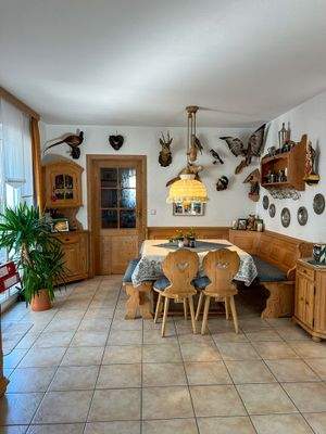 Eckbank mit Esstisch