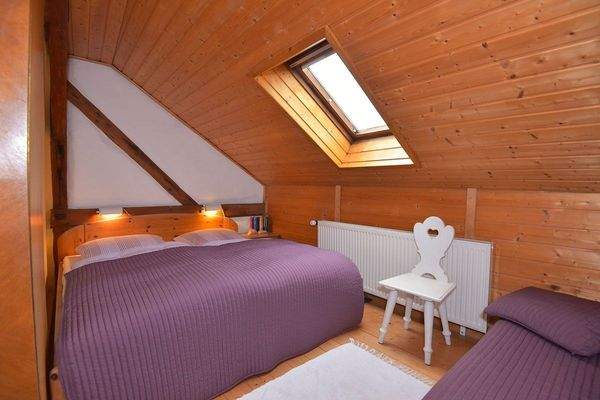 38 Schlafzimmer DG.jpg