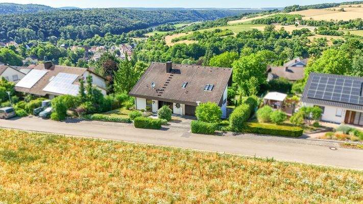 Frontansicht mit Weitblick