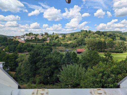 Blick aus dem Dachfenster