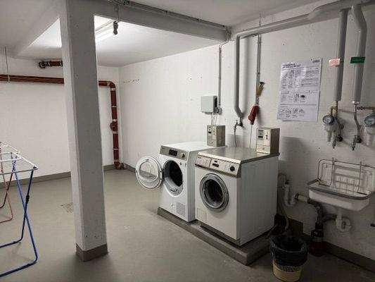 Wasch-Trockenraum.jpg
