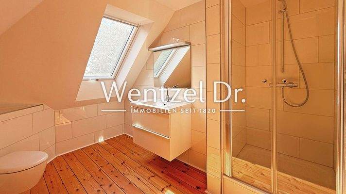 Dachgeschoss (Badezimmer)