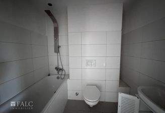 2. OG links - Badezimmer