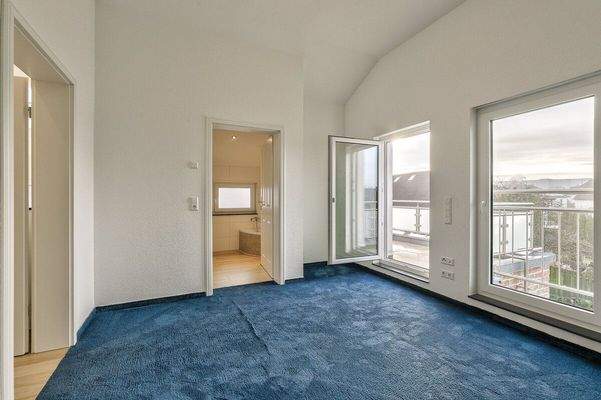 DG, Zimmer 1 mit Balkon