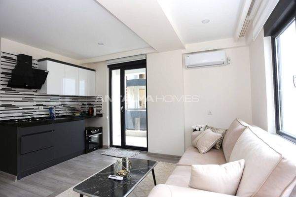 Furnished Flat Close to the Sea in Antalya Konyaaltı