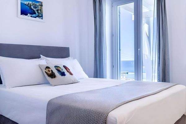 Elegante Villa mit atemberaubender Aussicht in Par