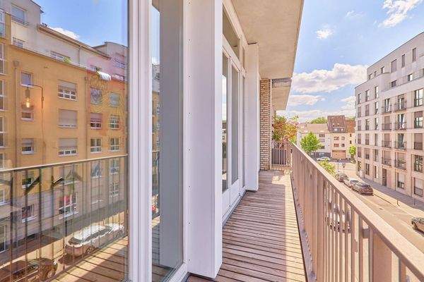 Balkon auf Wohnungsbreite II