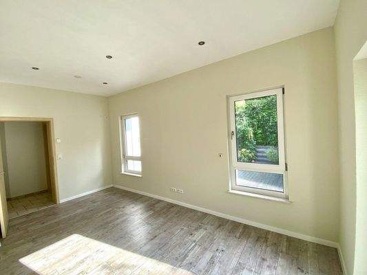 Kzi 2 mit Laminat Foto 2