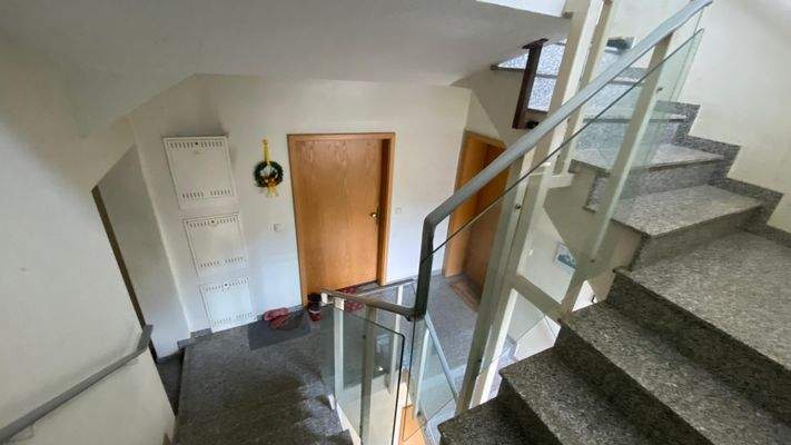 Treppenhaus Bild 1.jpg
