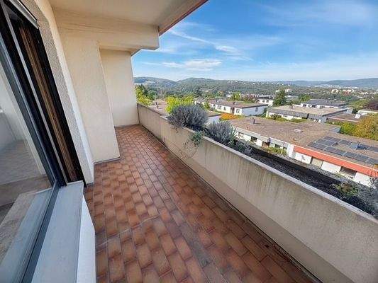 Balkon mit Blick über Trier 