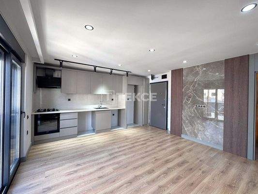 2-Bedroom New Flat with Balcony in Muratpaşa Antalya