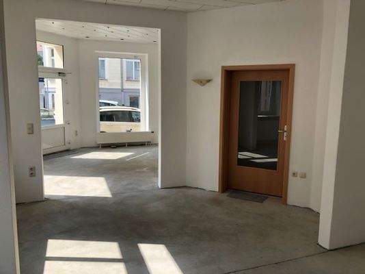 Schillerstraße 22 Gewerbe (20)