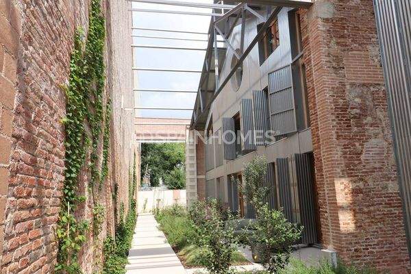 Modern Houses in Sant Martí’s Innovation District
