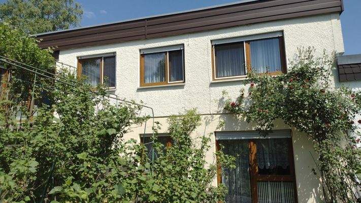 die hintere Hausansicht