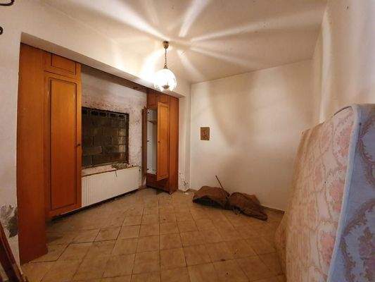 Kreta Sisi - vier Wohnungen in einem großen Garten zur Renovierung