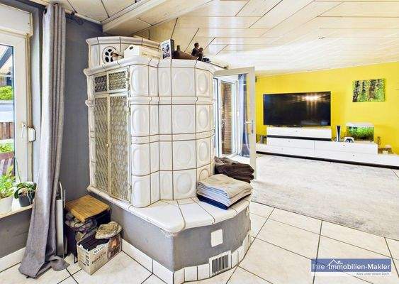 Wohnzimmer / kachelofen