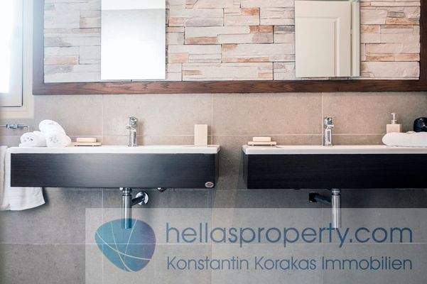 9-4 Master Bedroom - Μπάνιο