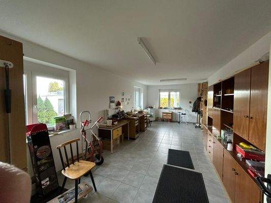 Hobbyraum / Werkstatt KG