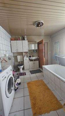 Teilansicht Bad EG (1).jpg