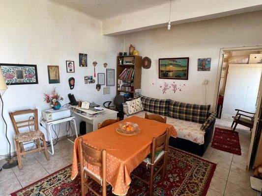 Kreta, Kritsa: Großes Gebäude im Dorfzentrum, ideal für gewerbliche und Wohnnutzung