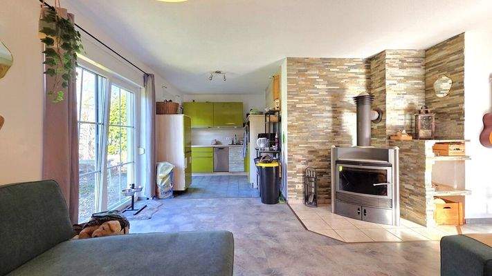 Wohn-/Ess- und Küchenbereich