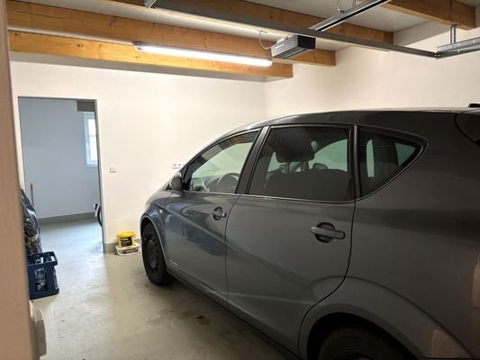 geräumige Garage