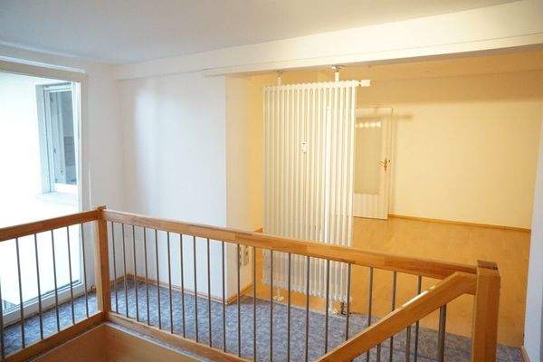 Treppenaufgang Gewerbe OG