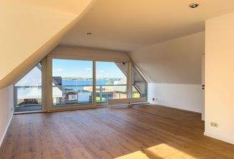 Großes Zimmer mit Meerblick im OG 
